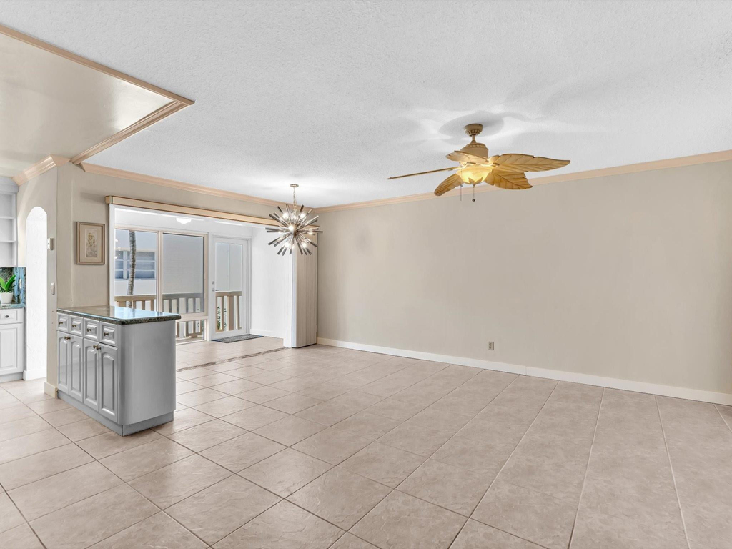 2000 Diana Drive - Photo 12