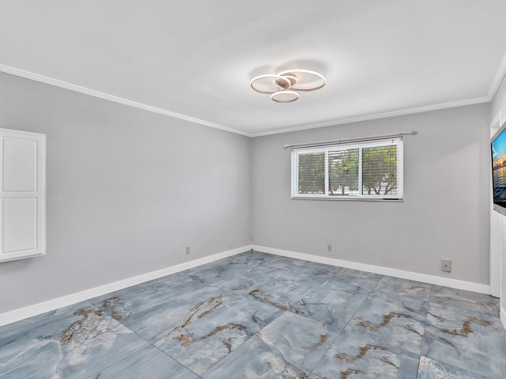 2000 Diana Drive - Photo 23