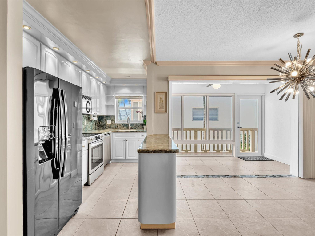 2000 Diana Drive - Photo 7