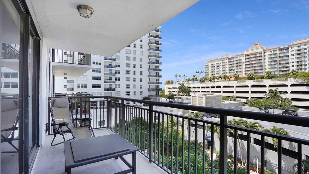 3031 N Ocean Boulevard - Photo 18