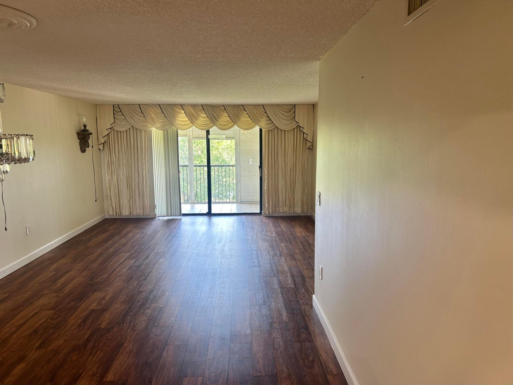 3521 Environ Boulevard - Photo 3