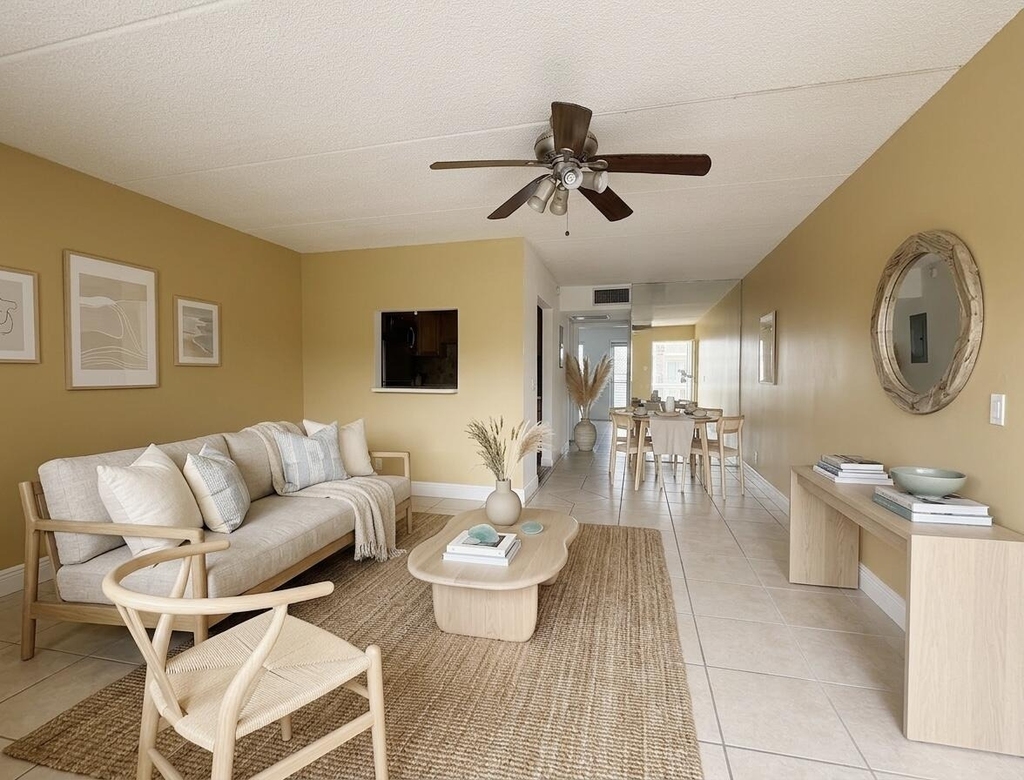 600 Village Green Court - Photo 0