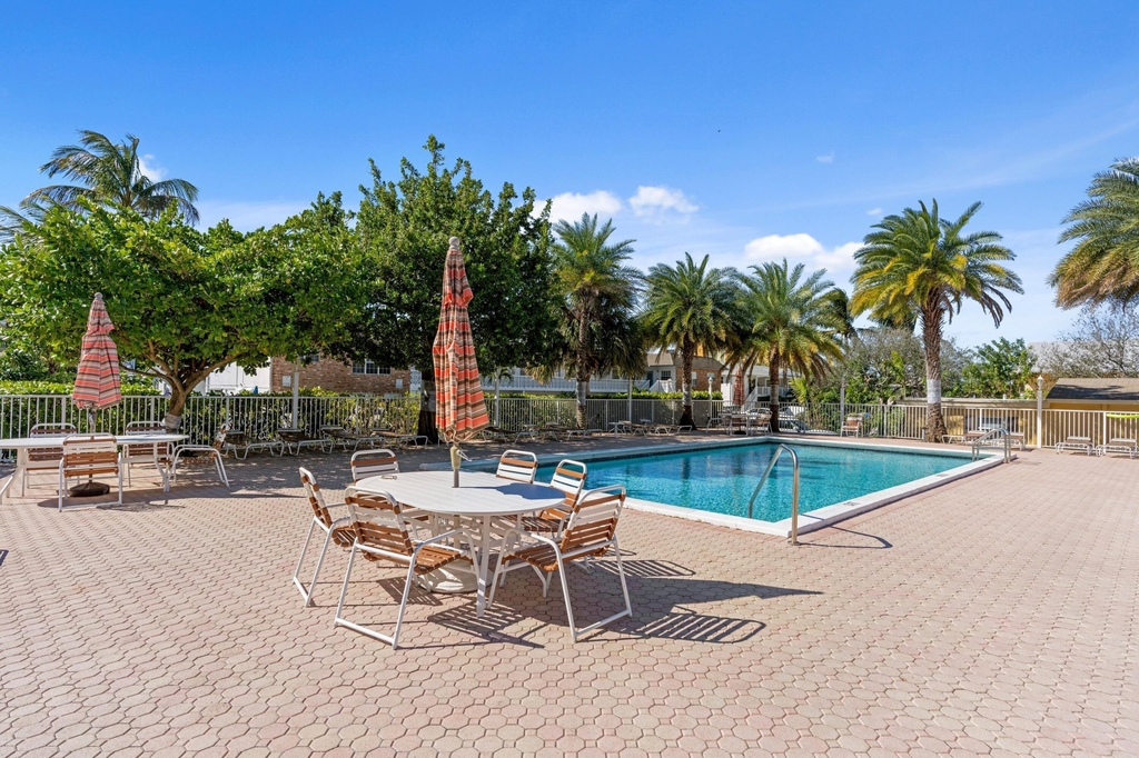 1009 N Ocean Boulevard - Photo 16