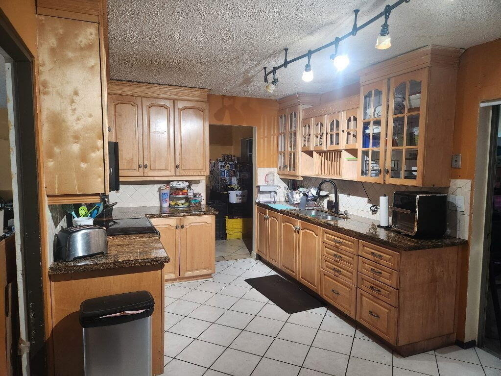 6717 Nw 59th Street - Photo 12