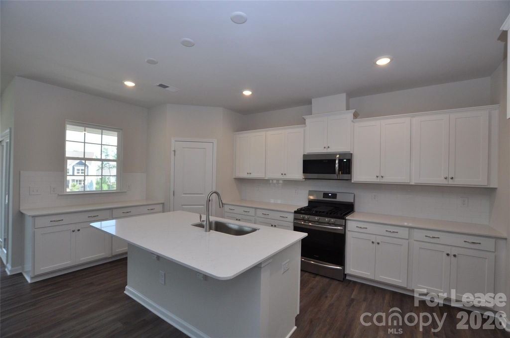 3102 Deep River Way - Photo 9