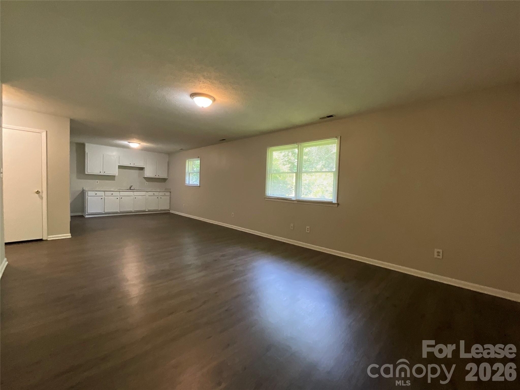 304 Palm Street - Photo 2