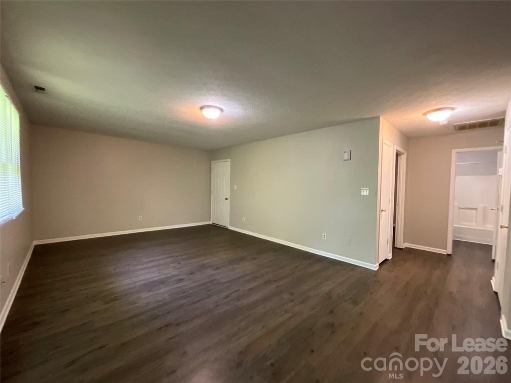 304 Palm Street - Photo 3