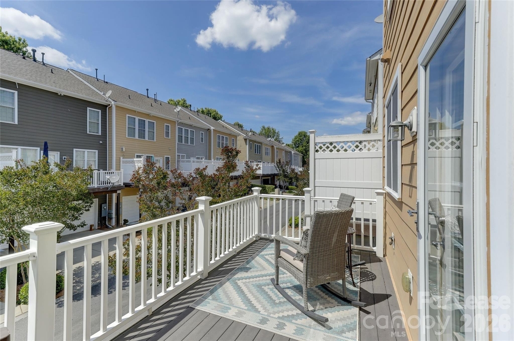905 Lyndley Drive - Photo 22