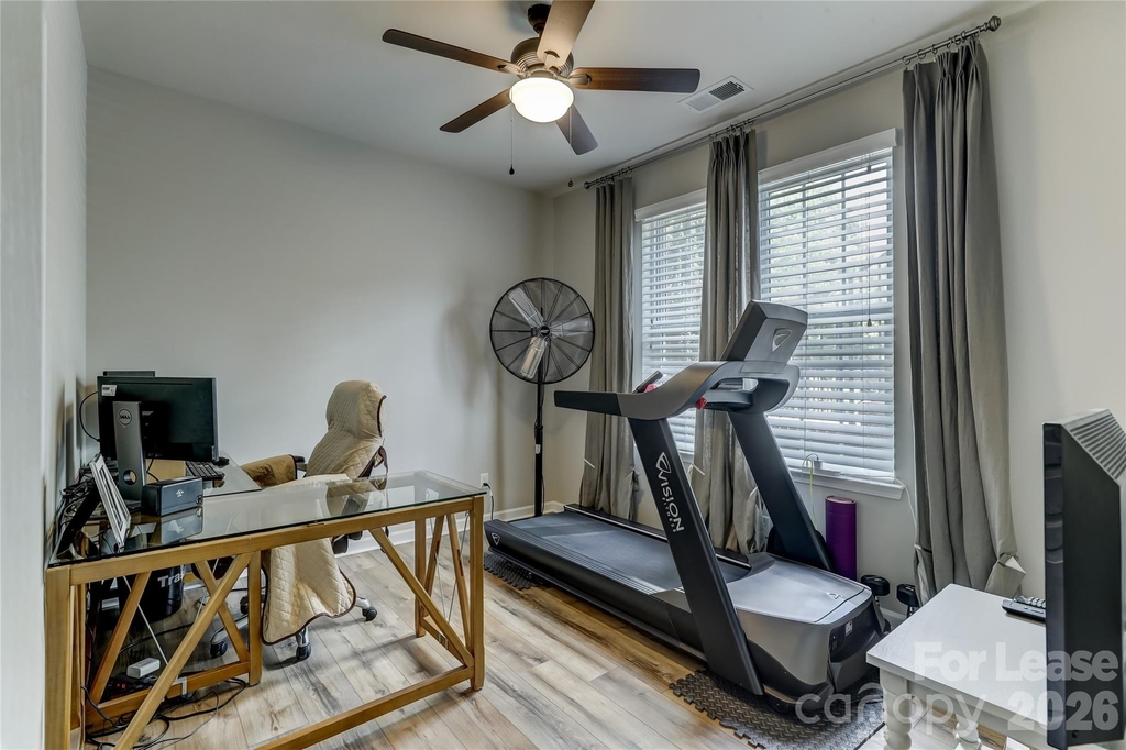 905 Lyndley Drive - Photo 36