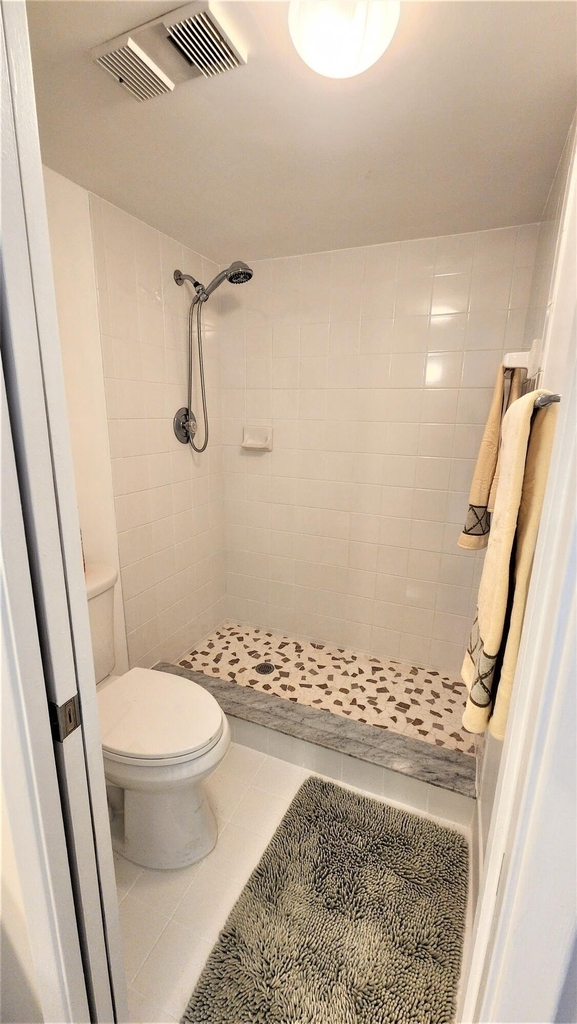1915 Lavers Circle - Photo 8