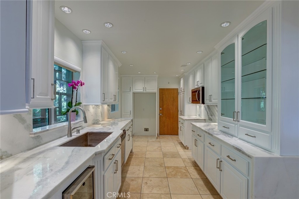 2740 Hutton Drive - Photo 5