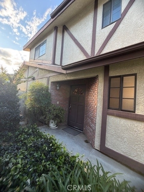 18435 Keswick Street - Photo 2