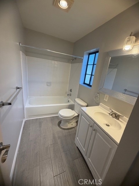 18435 Keswick Street - Photo 18