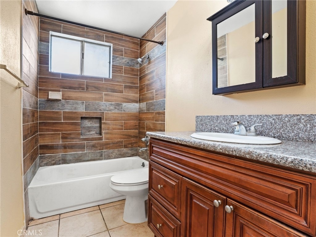 7037 Milton Avenue - Photo 7
