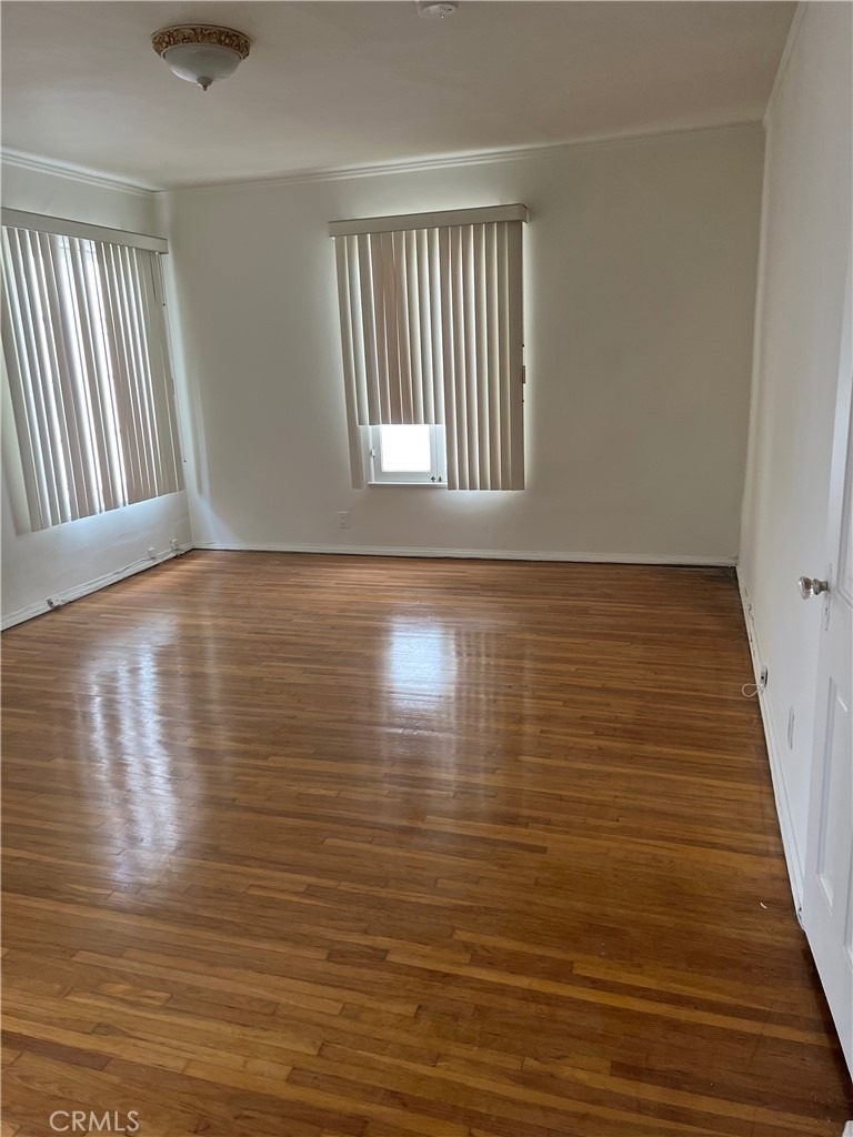 425 S Palm Drive - Photo 21