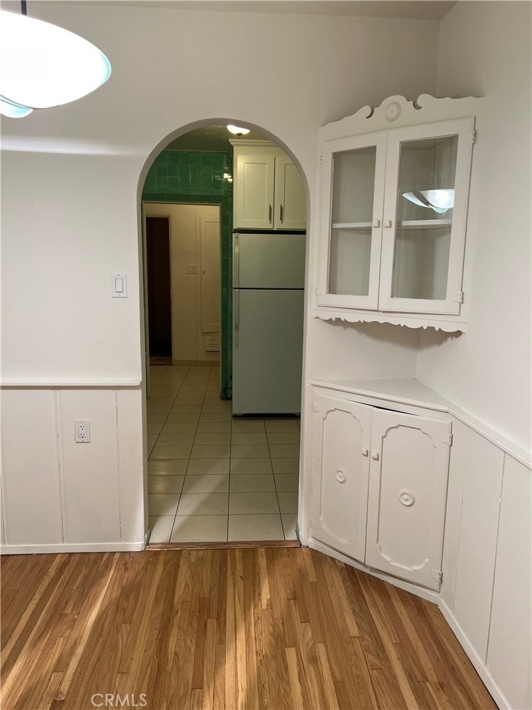 425 S Palm Drive - Photo 16