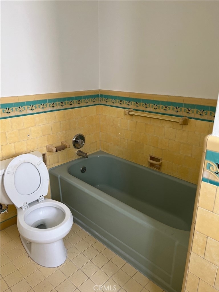 425 S Palm Drive - Photo 24