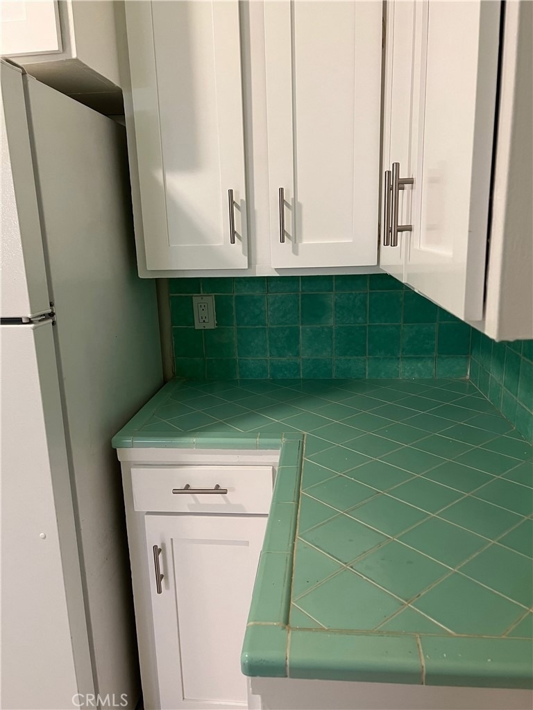 425 S Palm Drive - Photo 14