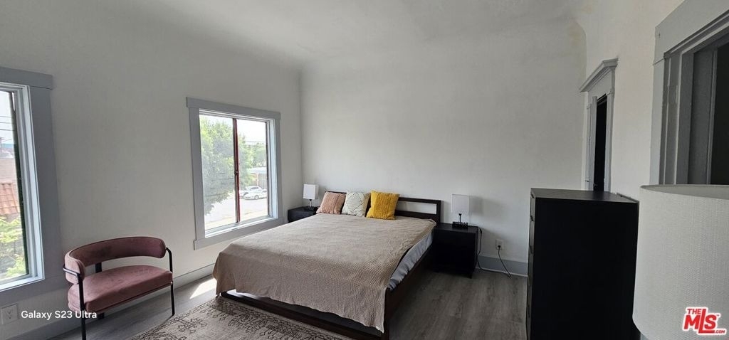 1604 W Pico Boulevard - Photo 6