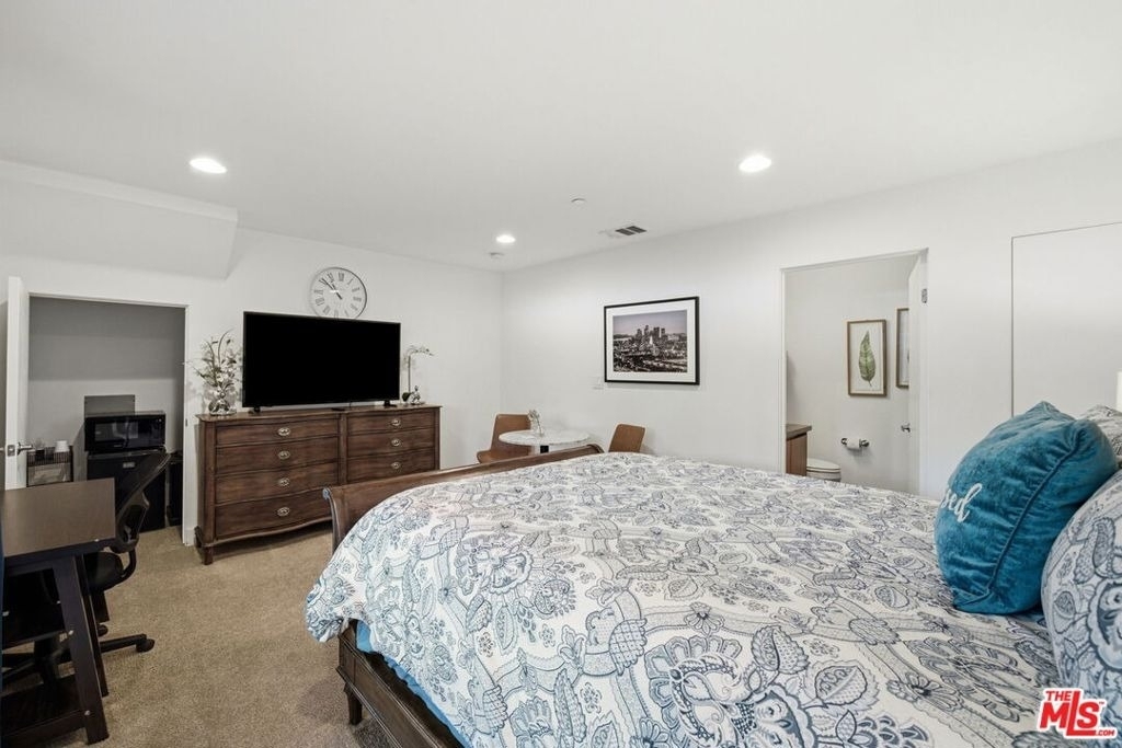 5911 Saturn Street - Photo 19
