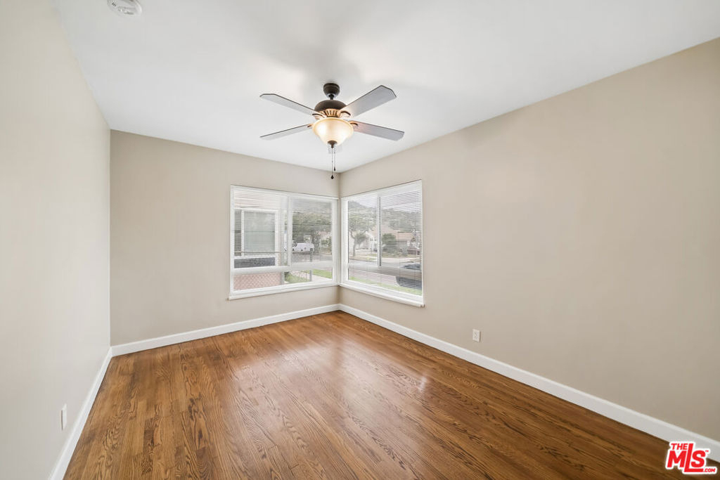 3646 Carmona Avenue - Photo 5