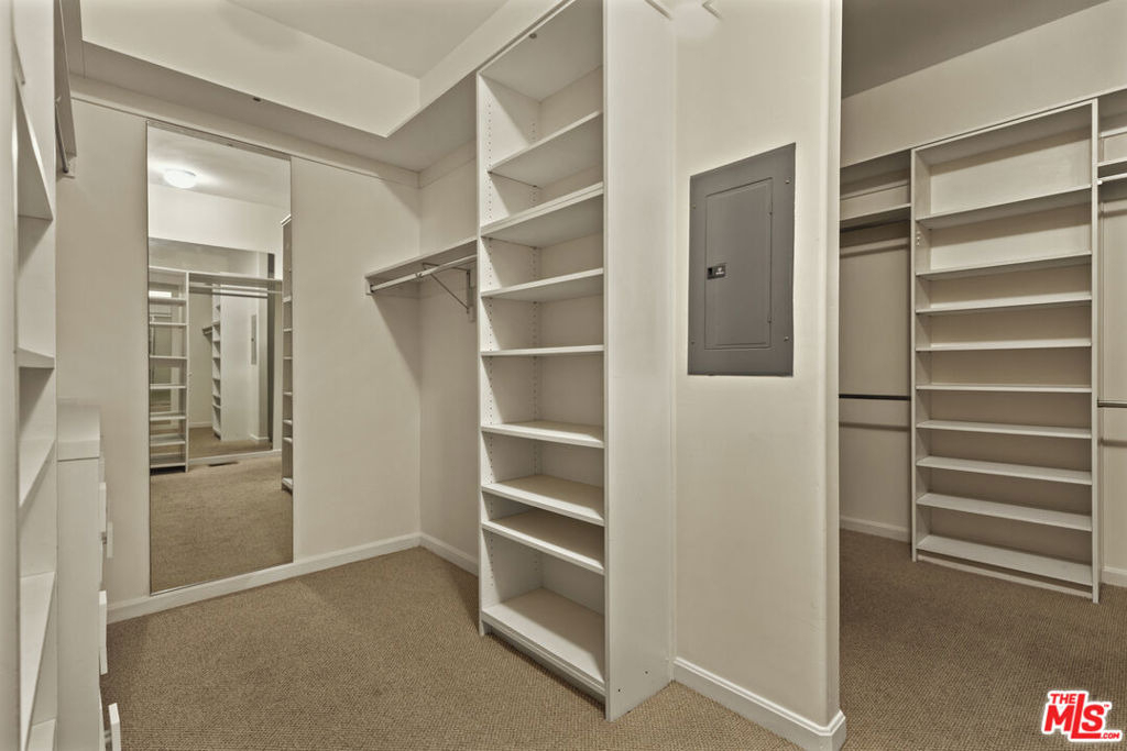 3780 1/2 Multiview Drive - Photo 34