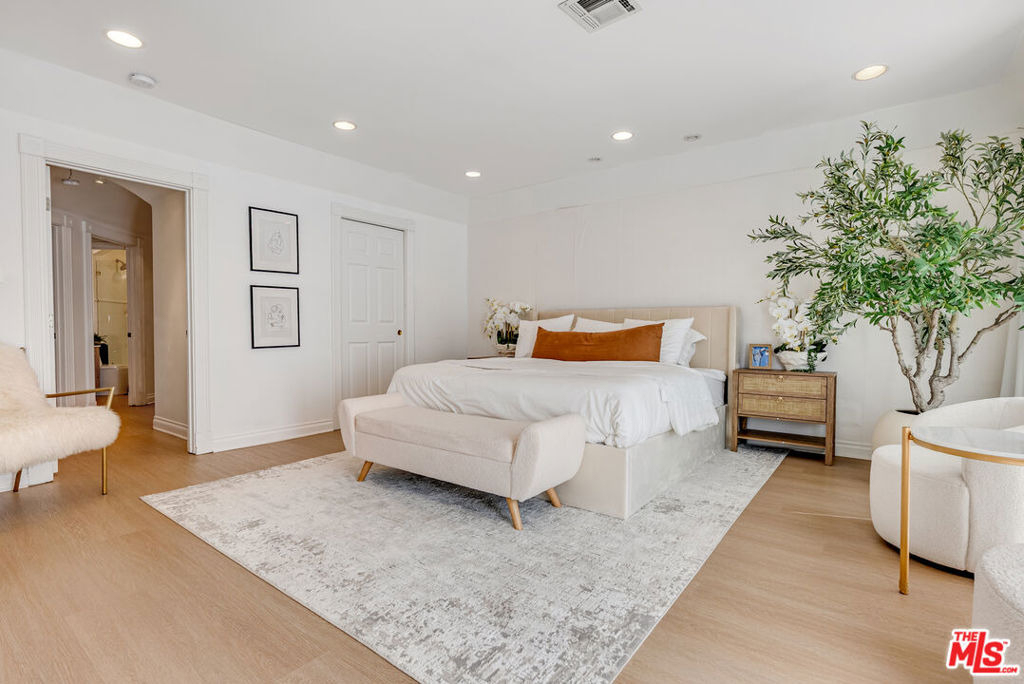 367 S Oak Avenue - Photo 15