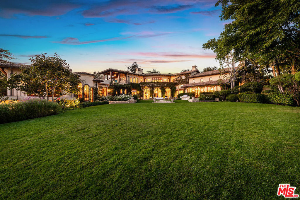 1550 Amalfi Drive - Photo 51