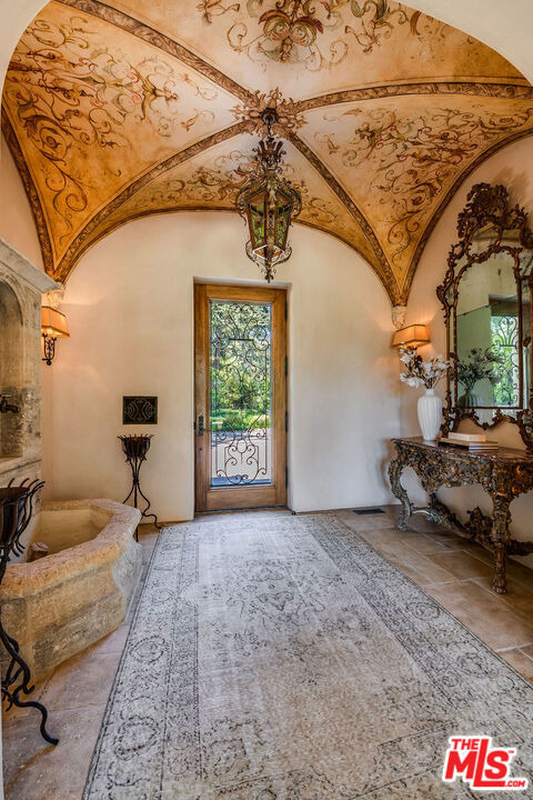 1550 Amalfi Drive - Photo 7