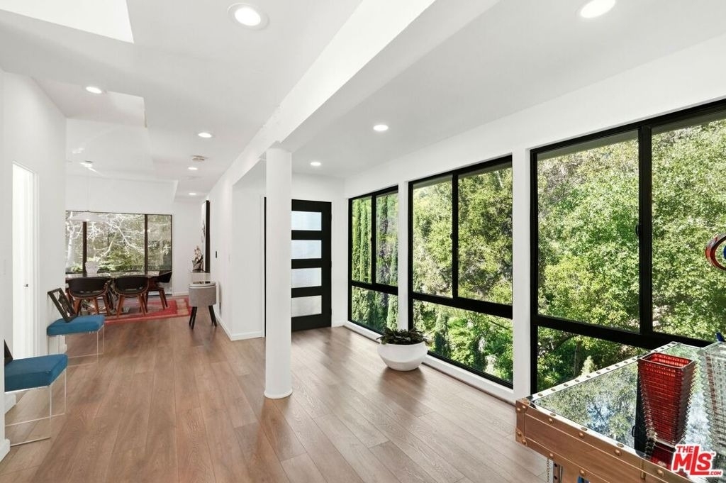 2350 Benedict Canyon Drive - Photo 12