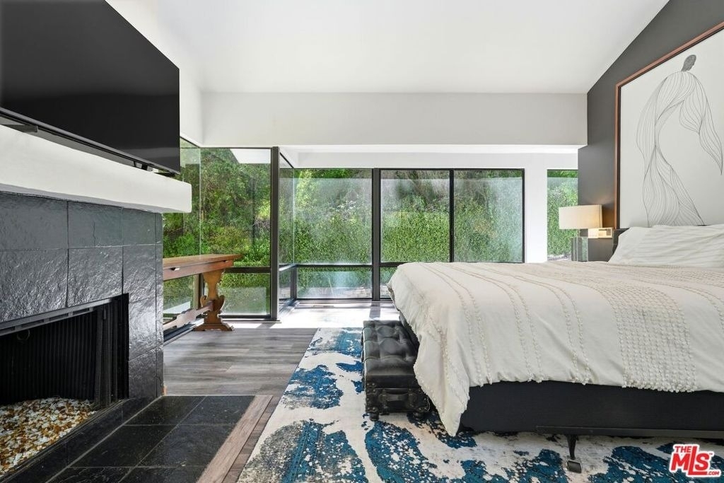 2350 Benedict Canyon Drive - Photo 17
