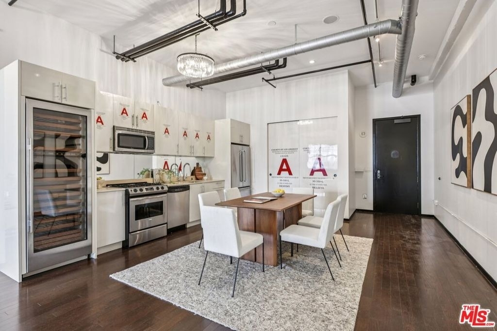 1645 N Vine Street - Photo 35