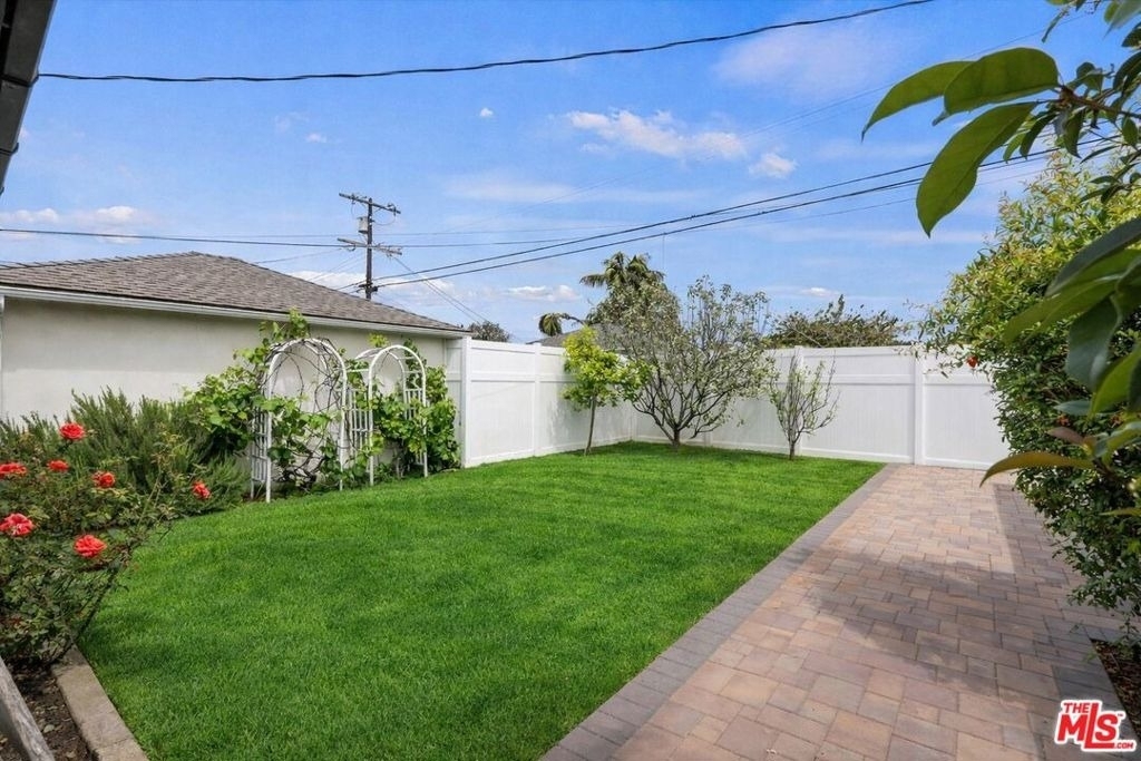8348 Reading Avenue - Photo 29