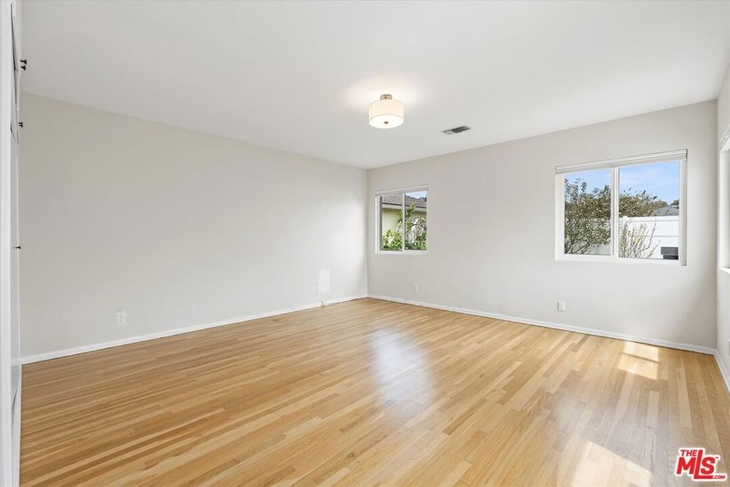 8348 Reading Avenue - Photo 12