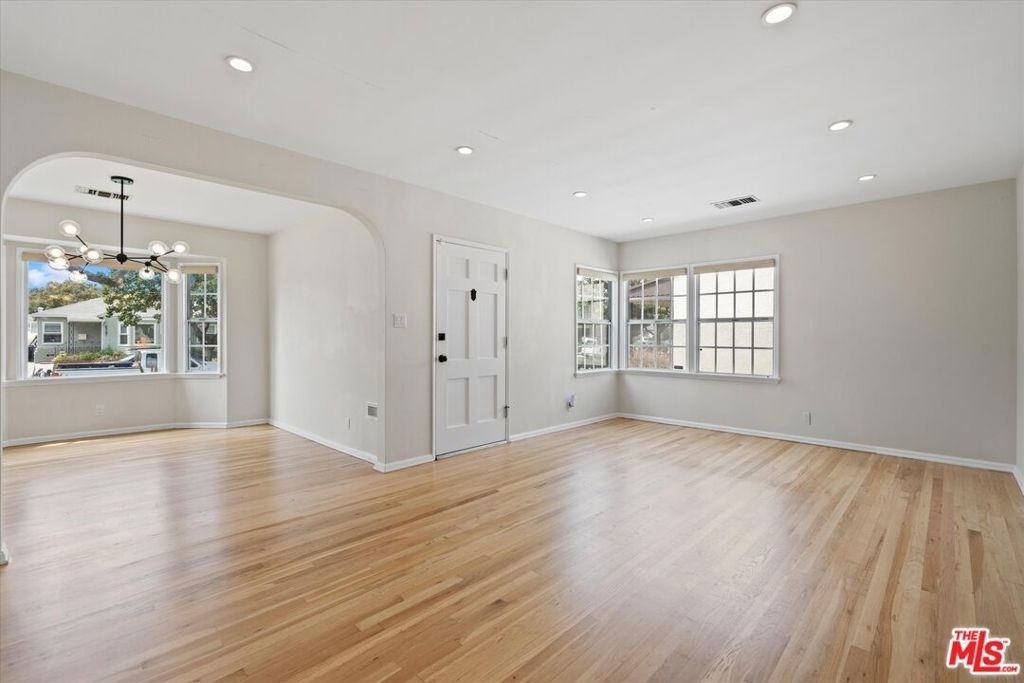 8348 Reading Avenue - Photo 2