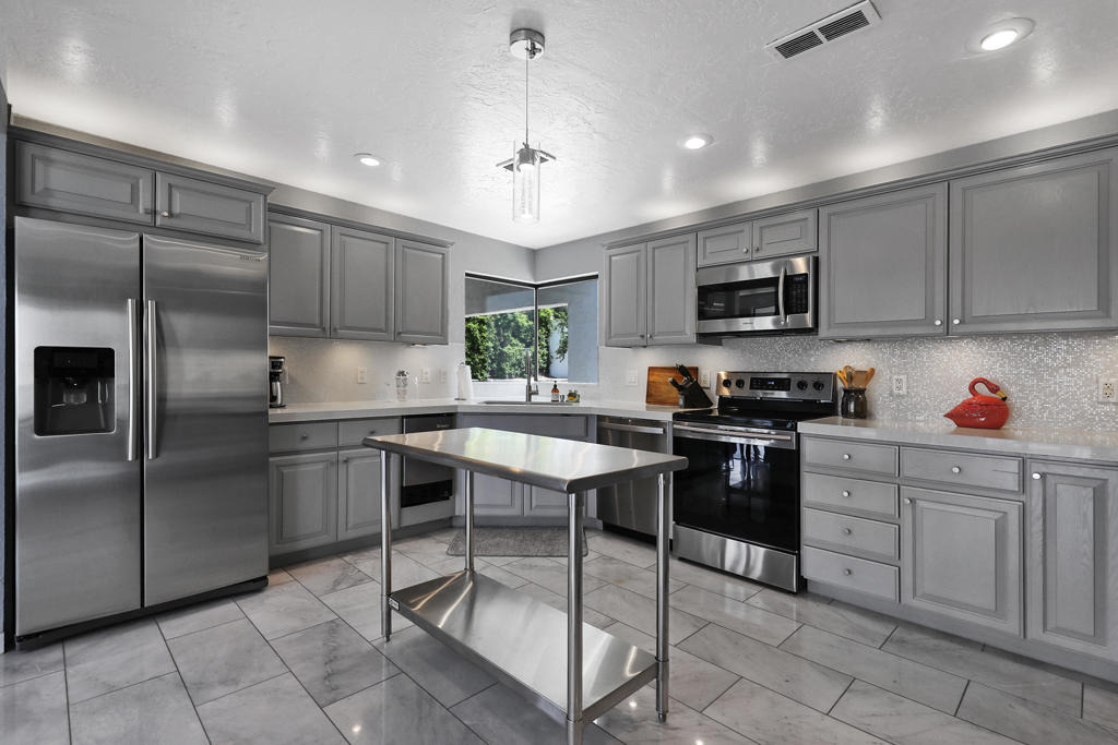 42655 Delhi Place - Photo 8