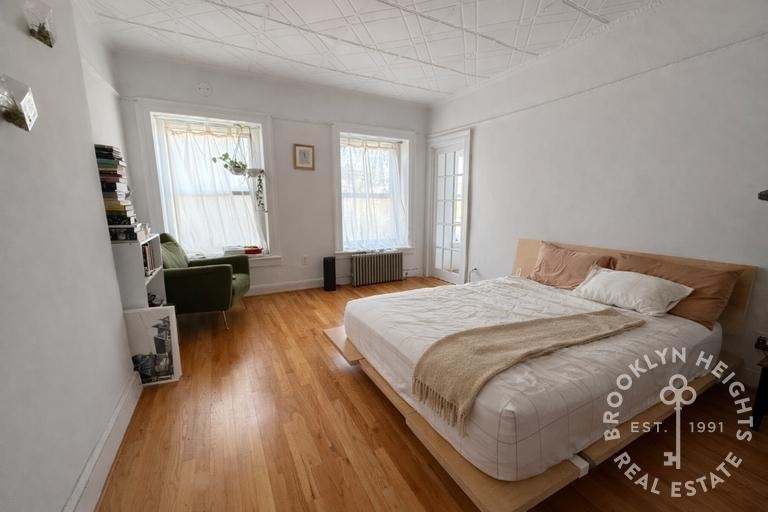 276 Degraw Street - Photo 4