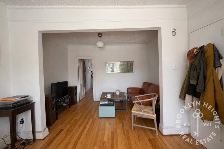 276 Degraw Street - Photo 3