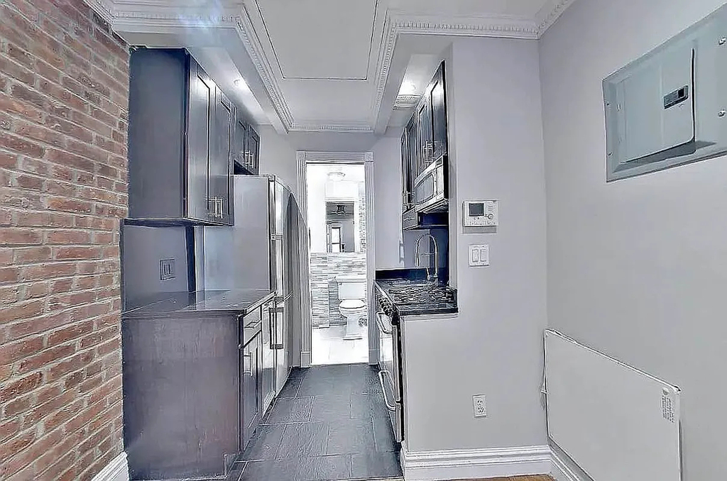 Mott Street - Photo 2