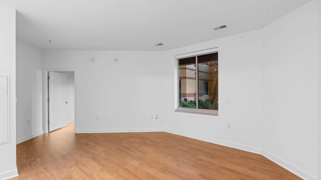 1800 N. Oak St. - Photo 82