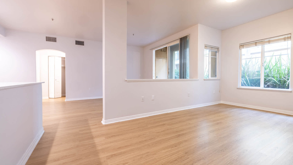 8700 Pershing Dr. - Photo 6