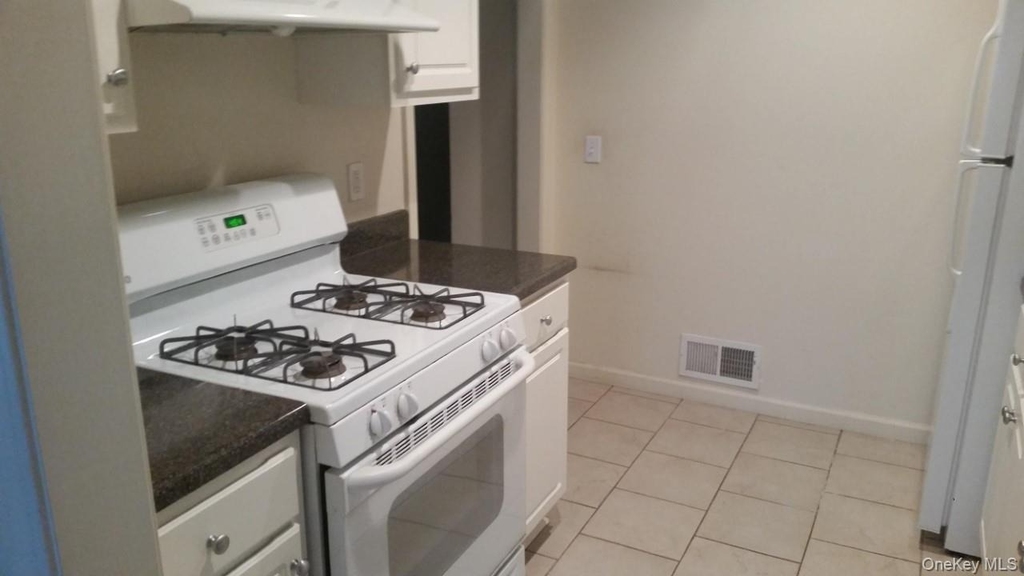 25 Henry W Dubios Drive - Photo 4