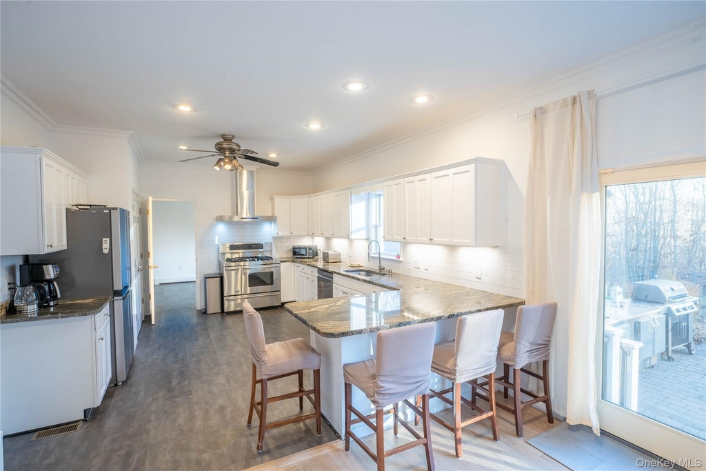 18 Mountain Laurel Lane - Photo 5