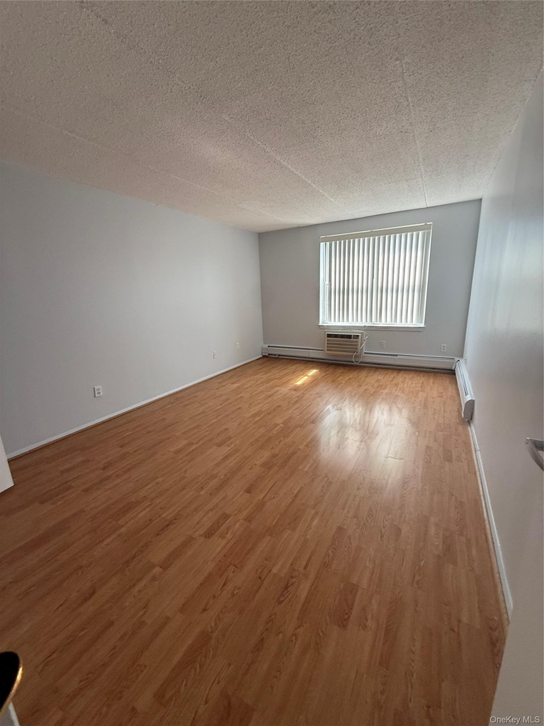 35 Park Avenue - Photo 6