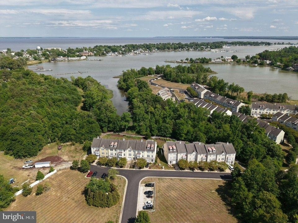 701 Monroe Point - Photo 19