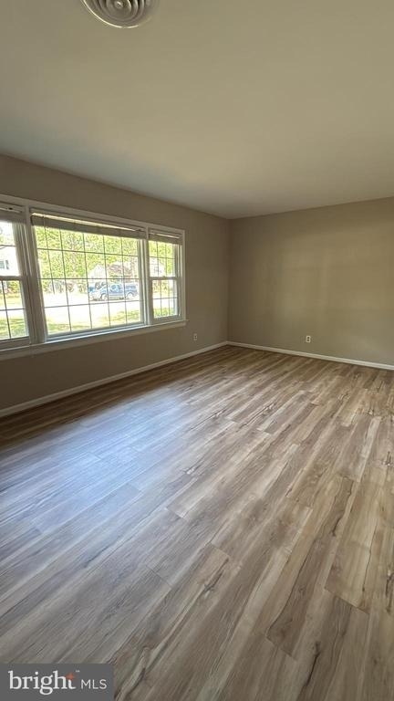 521 Laurel Avenue - Photo 0