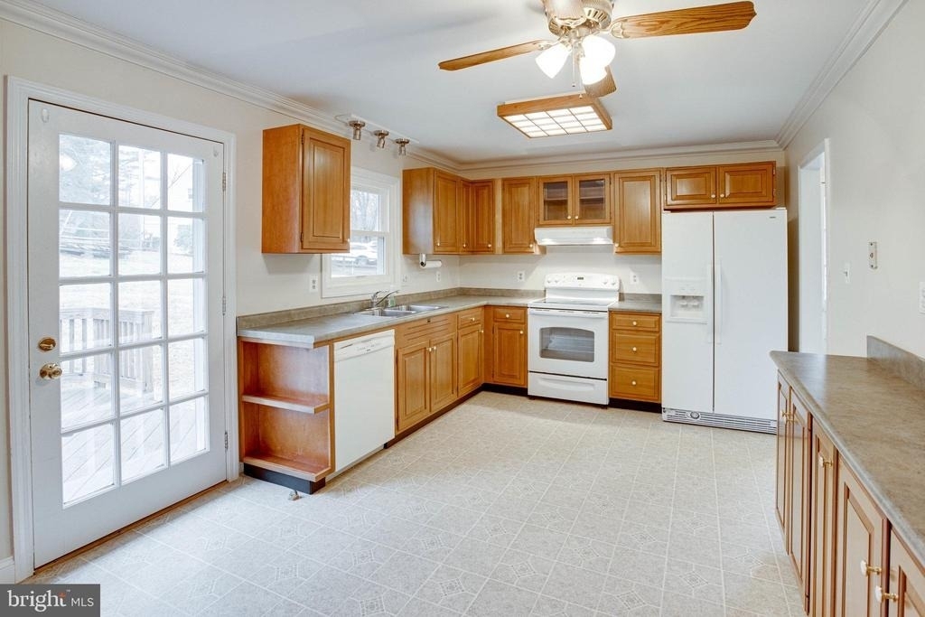 9552 Birmingham Drive - Photo 17