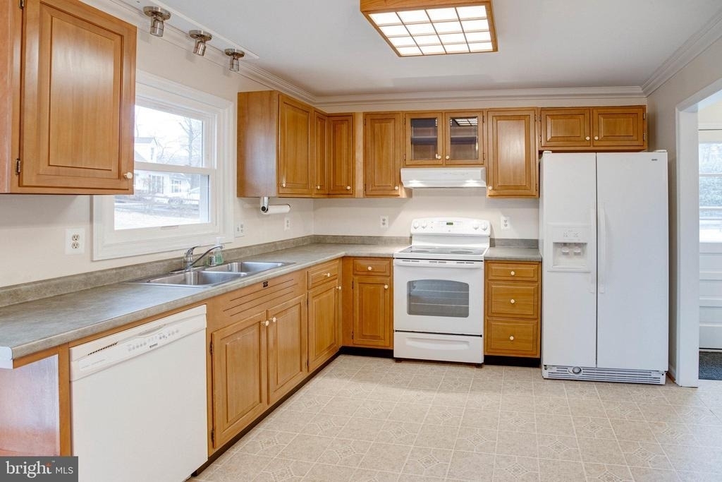 9552 Birmingham Drive - Photo 18
