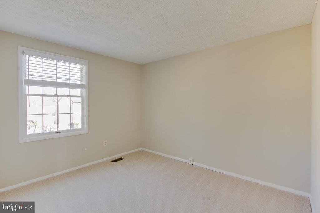 8035 Tyson Oaks Circle - Photo 9