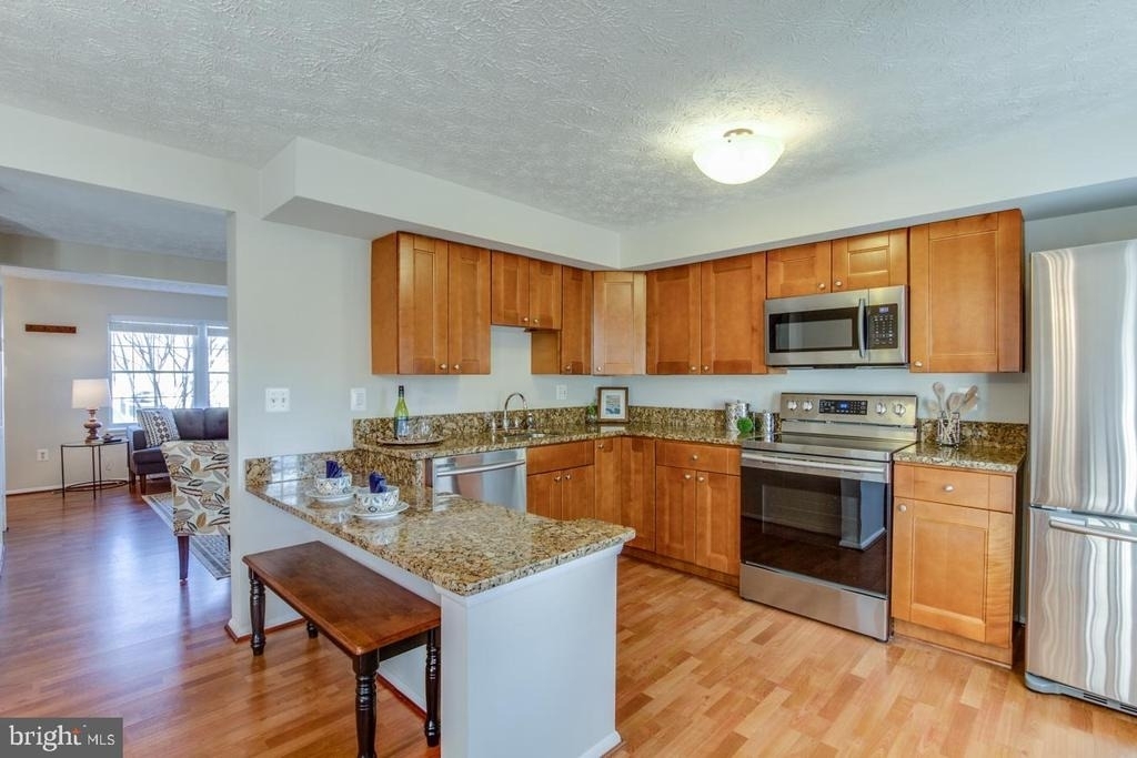 8035 Tyson Oaks Circle - Photo 5